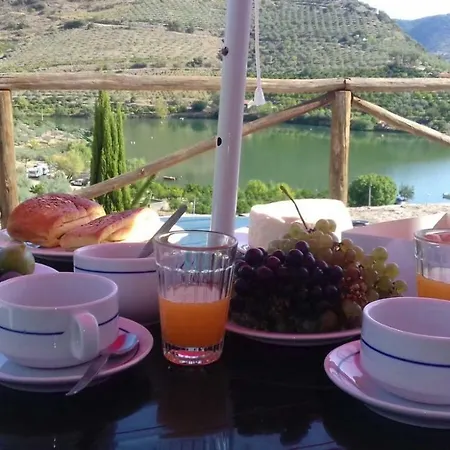 Hotell Moradias Douro Internacional *