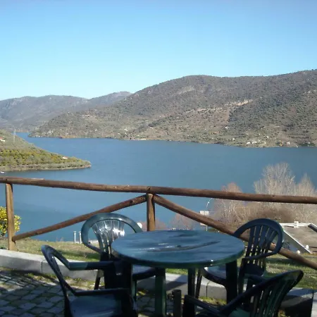 Hotell Moradias Douro Internacional *