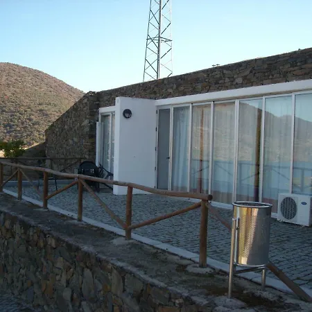 Moradias Douro Internacional 호텔 프라익소데에스파다아신타