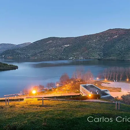 Moradias Douro Internacional * Freixo de Espada à Cinta