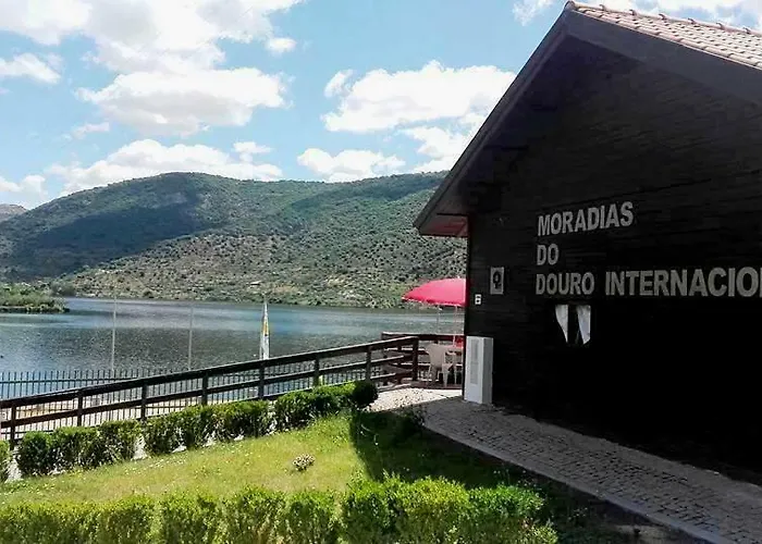 호텔 Moradias Douro Internacional *