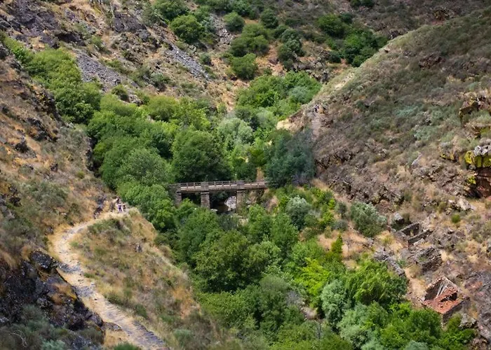 Moradias Douro Internacional 호텔 프라익소데에스파다아신타