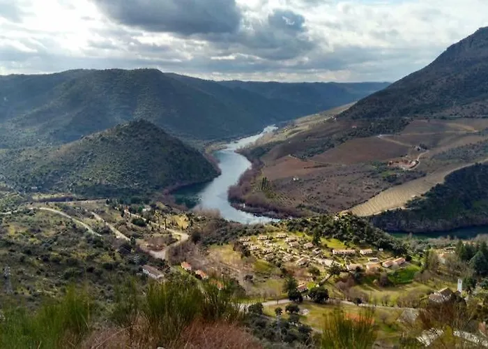 호텔 Moradias Douro Internacional