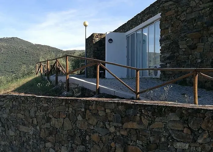 호텔 Moradias Douro Internacional *